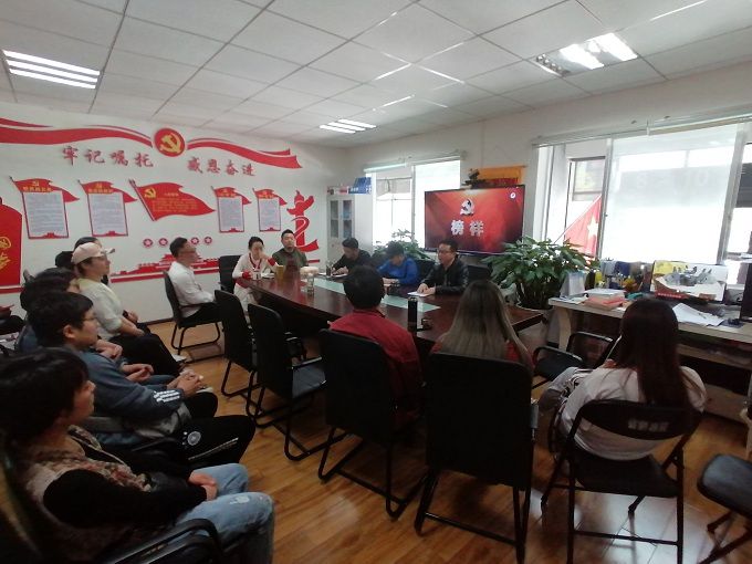 學榜樣 做榜樣 從《榜樣》中汲取精神力量